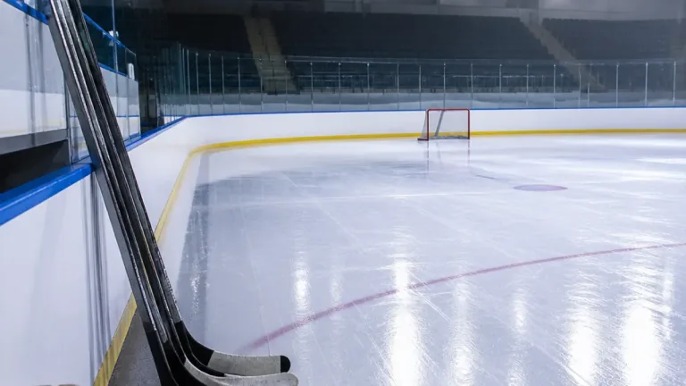 Il TAS ordina il reintegro della Russia nelle competizioni IIHF