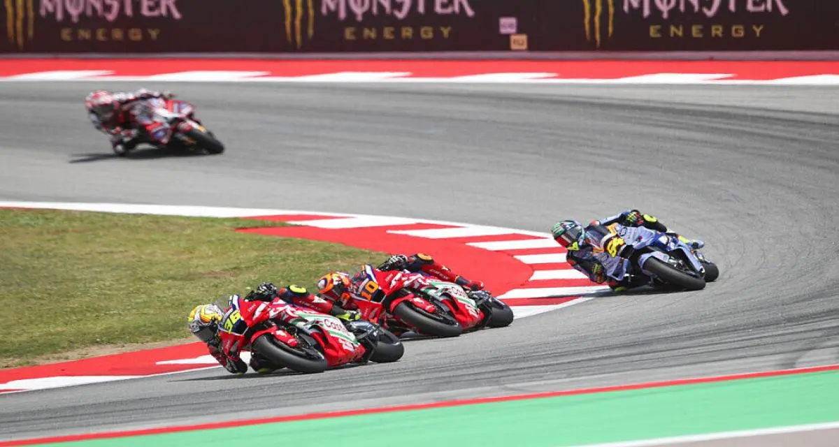 MotoGP: Joan Mir's Surprising Apology Following Francesco Bagnaia's Criticism in Catalonia